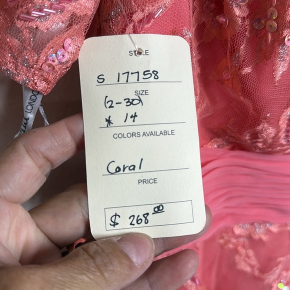 (T4)Serena London chiffon dress in coral with beaded lace and sequin embroide 14 - Picture 6 of 14